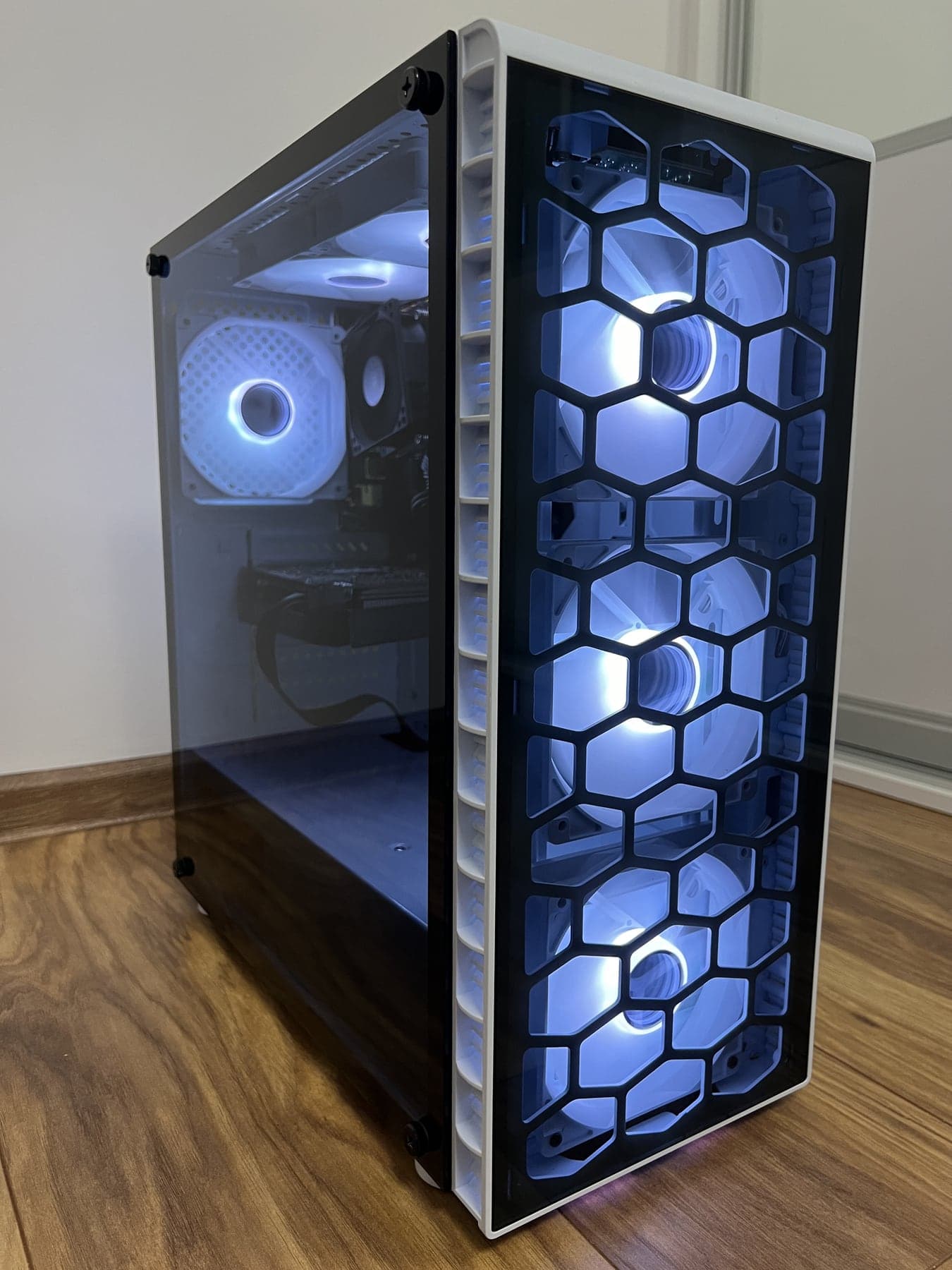 GTX 1660 Super · i7-4770